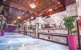 Hotel Les Ambassadeurs